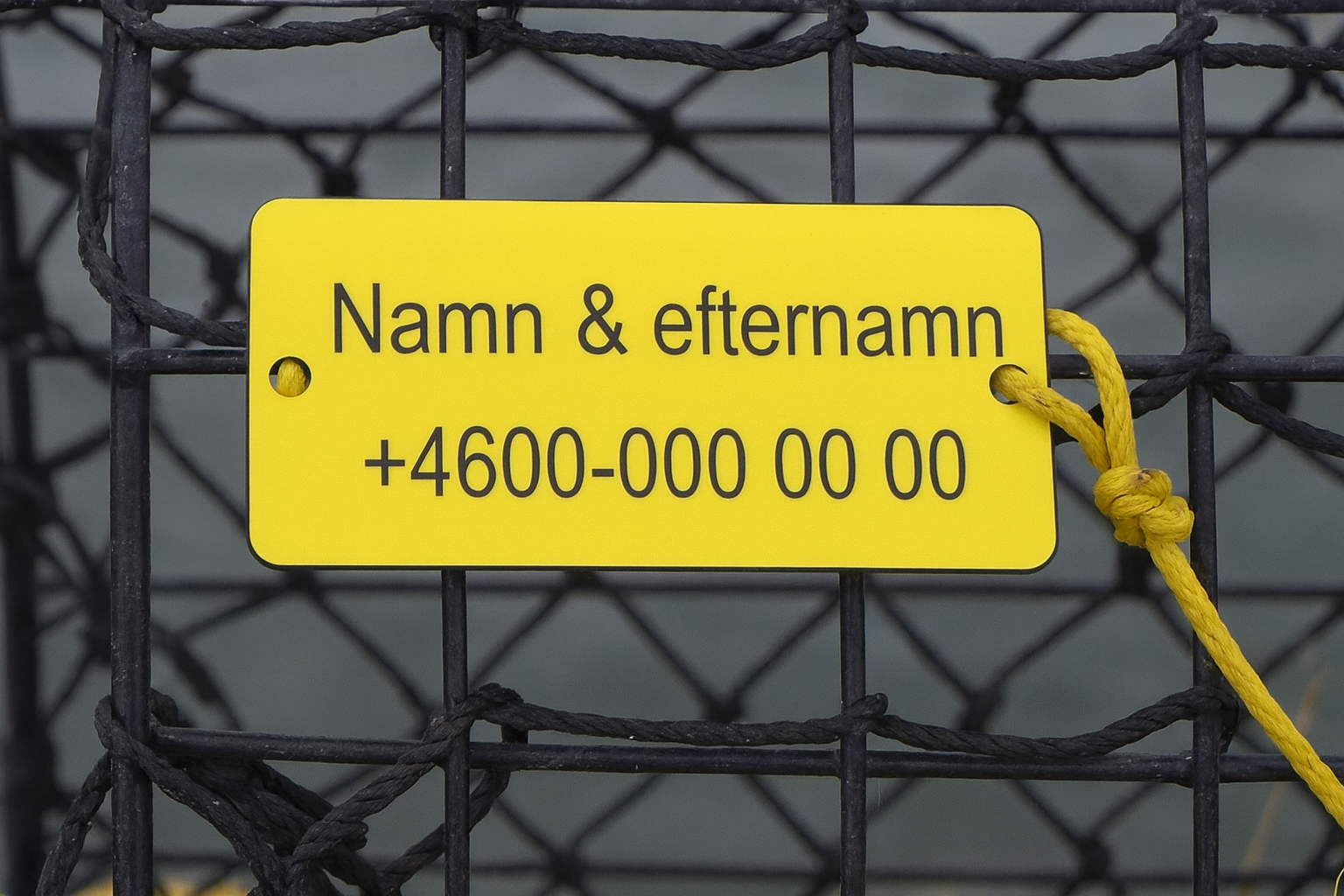 Märkning av fiskeredskap - Graverad skylt hummertina.png