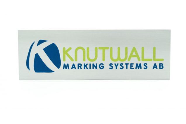 Aluminiumsskilt med logo Knutwall