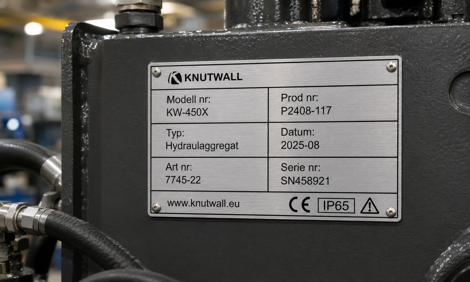 Typskylt på hydraulaggregat